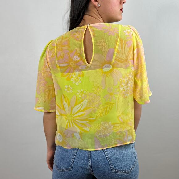 Modcloth Fluttering Outta Sight Blouse in Neon Yellow Floral - Picture 4 of 9